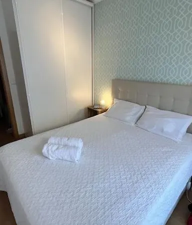 Charming In Apartamento *